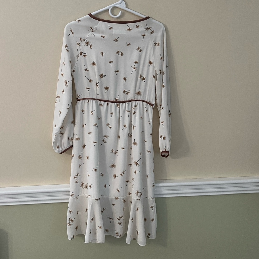 DESIGN IN KOREA Elegant Cream Dress with Brown Accents M NWOT - Picture 11 of 11
